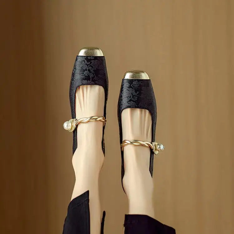 Pearl Embellished - Pumps CAAYWORLD WOMEN