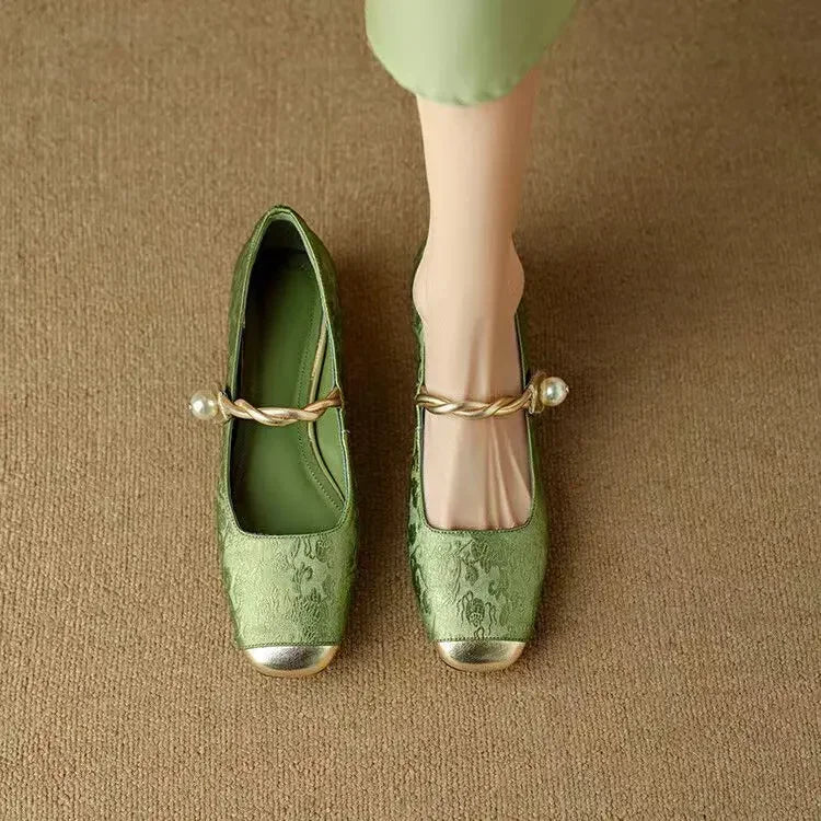 Pearl Embellished Verona - Pumps CAAYWORLD