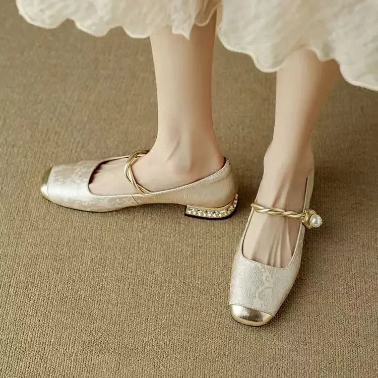 Pearl Embellished Verona - Pumps CAAYWORLD