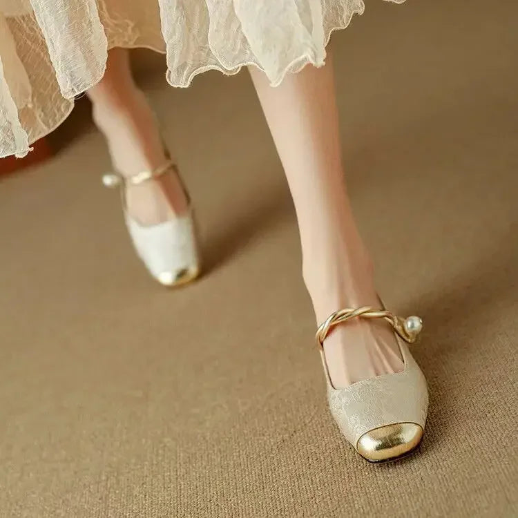 Pearl Embellished Verona - Pumps CAAYWORLD