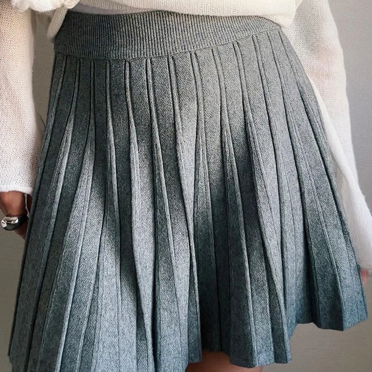 Pleated - Skirt CAAYWORLD
