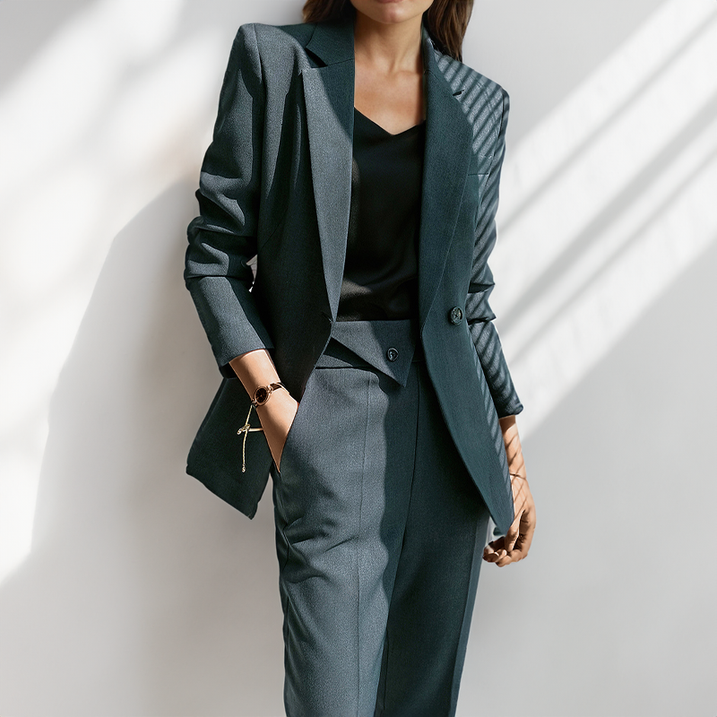Sculpted Tailored Fit - Suit CAAYWORLD