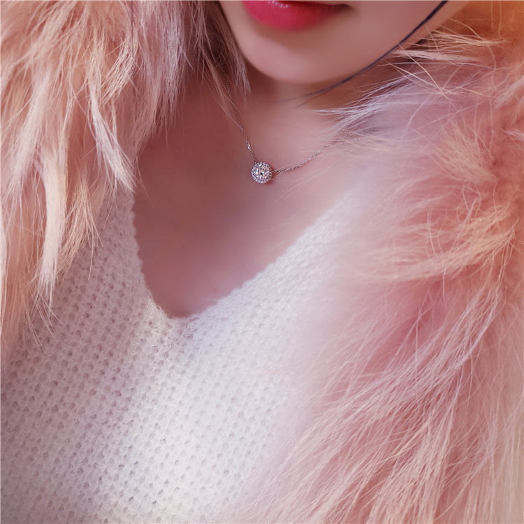 Round Cut Halo Necklace In Sterling Silver shine of diamond