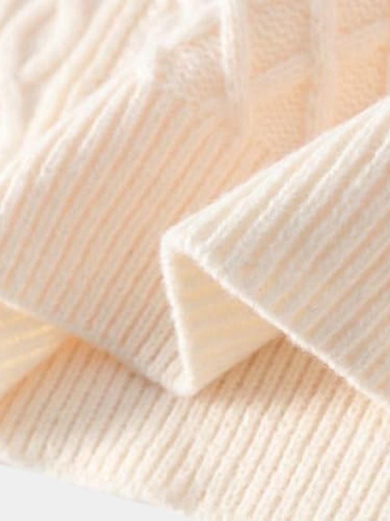 The Belmont Sweater - CAAYWORLD CAAYWORLD