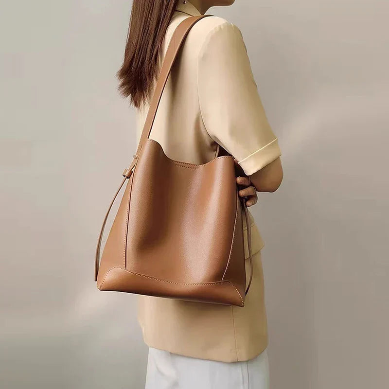 Vintage Leather - Tote CAAYWORLD