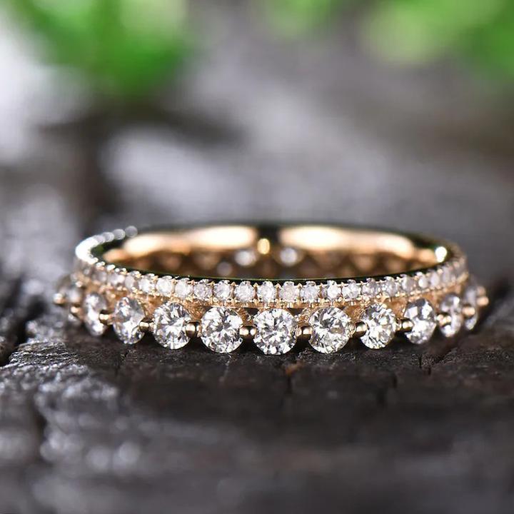 Exquisite Women's Wedding Band In Sterling Silver Shineofidamond