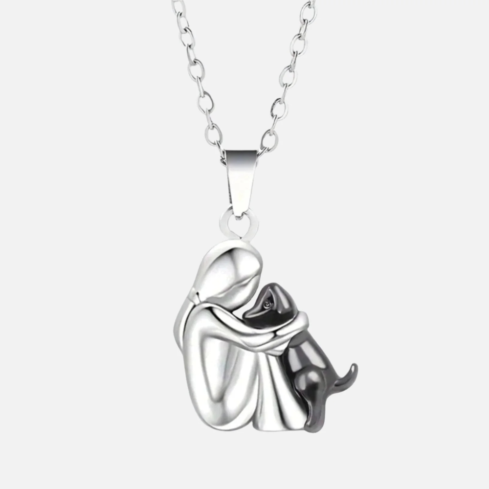Xian - Embrace Pendant Necklace CASA LARO WOMEN