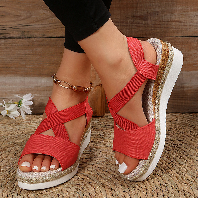 Rylee™ | Chic Crisscross Sandals