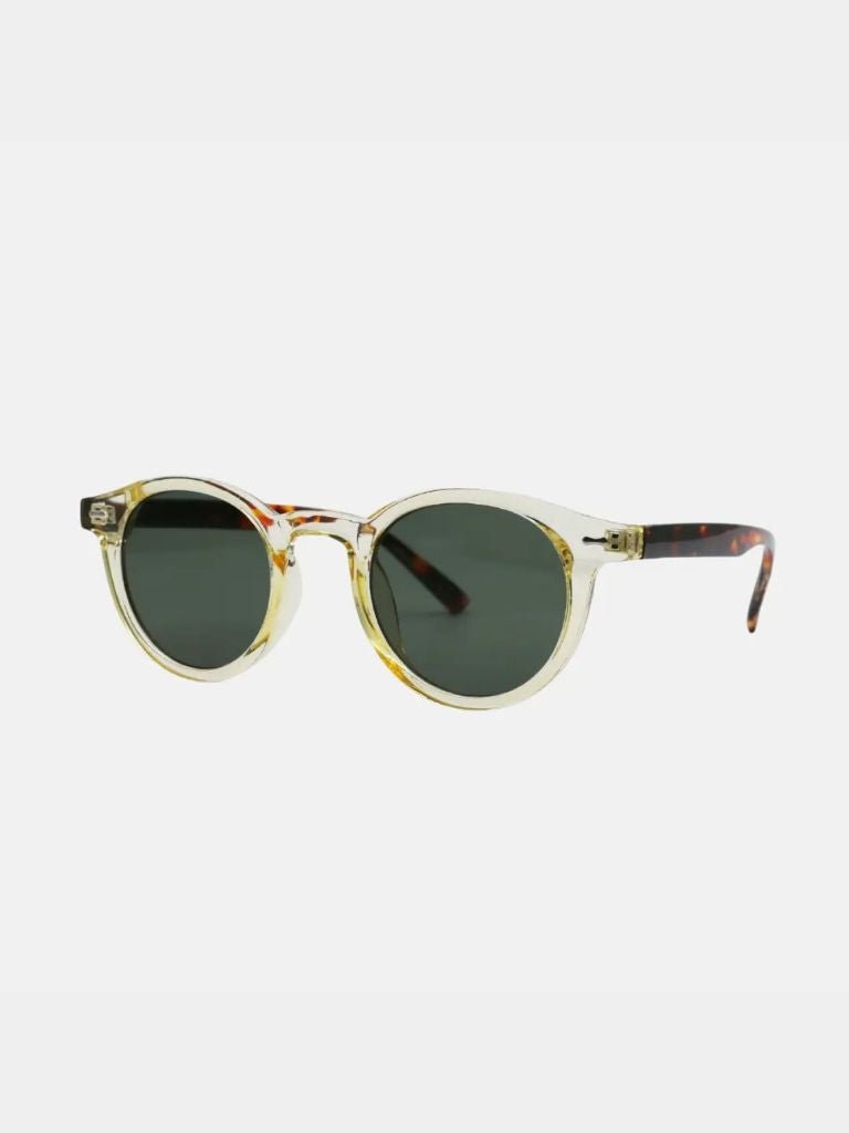 Amber Hide Sunglasses – CAAYWORLD CAAYWORLD