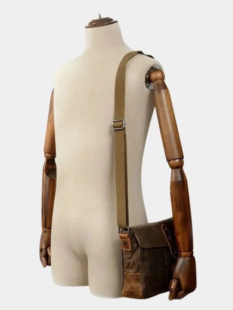Balmoral Courier Transversal Bag - CAAYWORLD CAAYWORLD