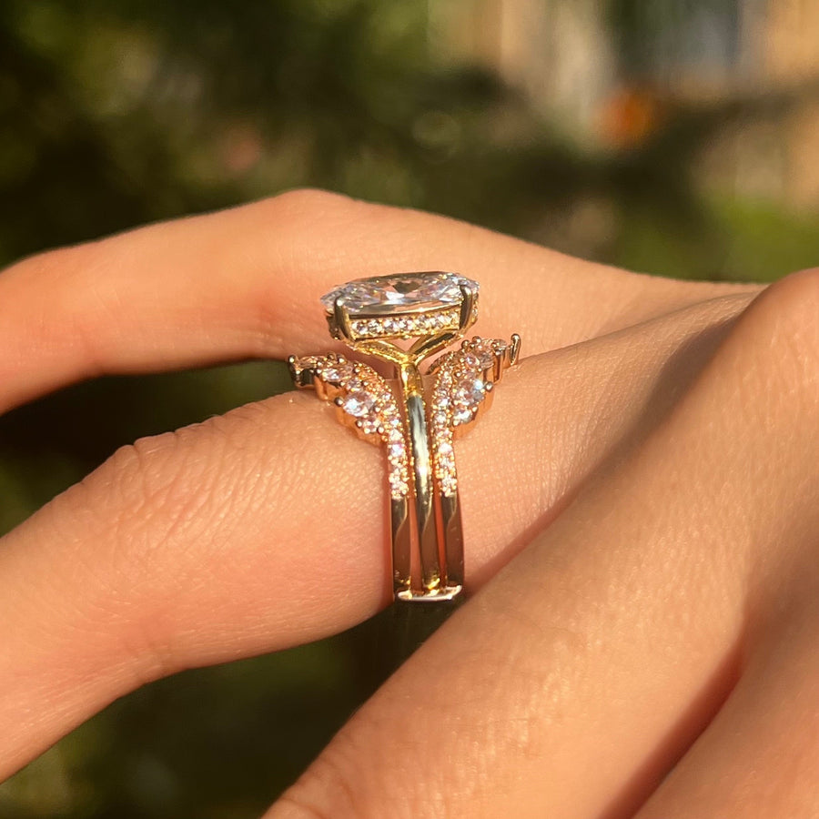 2 Pcs Hidden Halo Oval Cut Insert Bridal Set For Women Shine of Diamond
