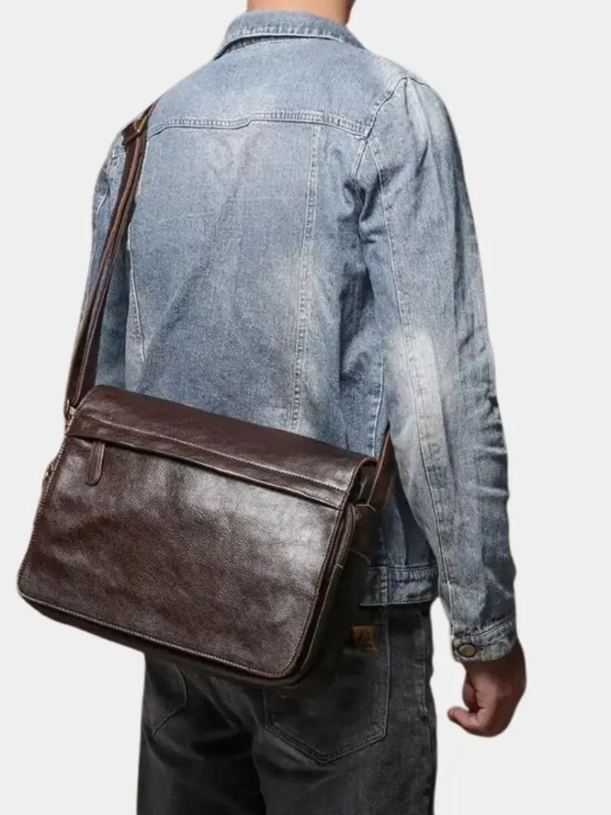 Classic Messenger Leather Bag - CAAYWORLD CAAYWORLD