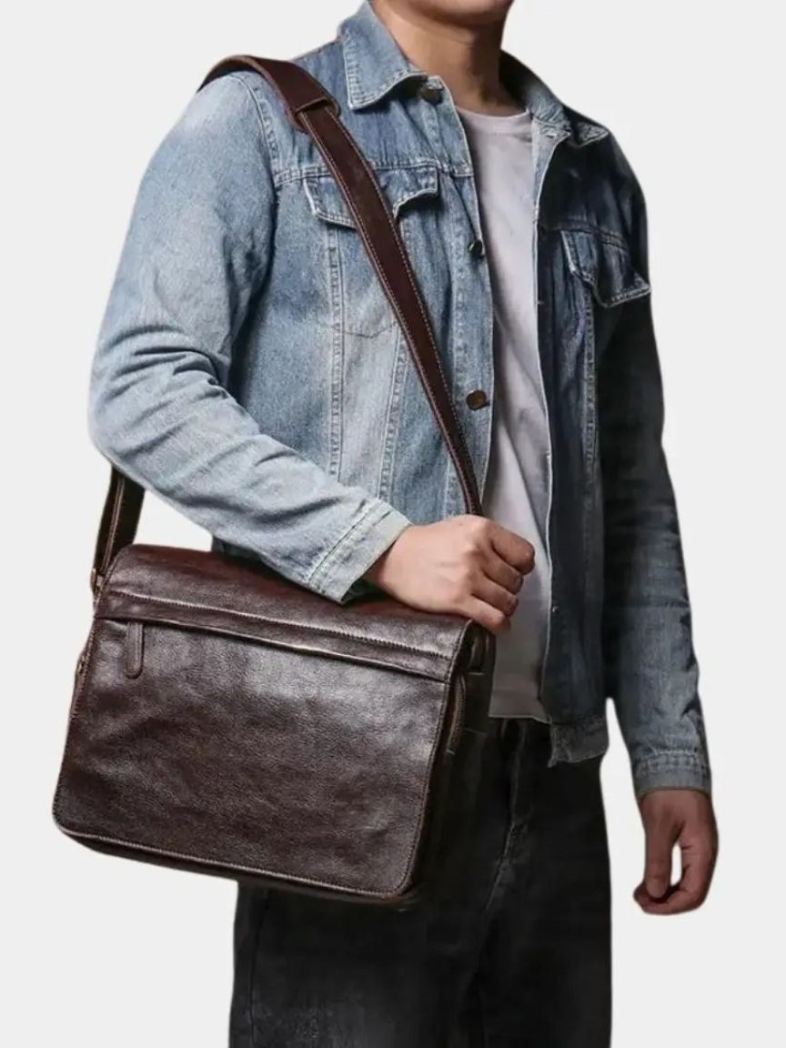 Classic Messenger Leather Bag - CAAYWORLD CAAYWORLD