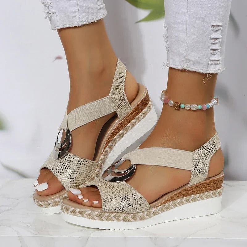 Ariana™ | Elegant Relaxed Sandals