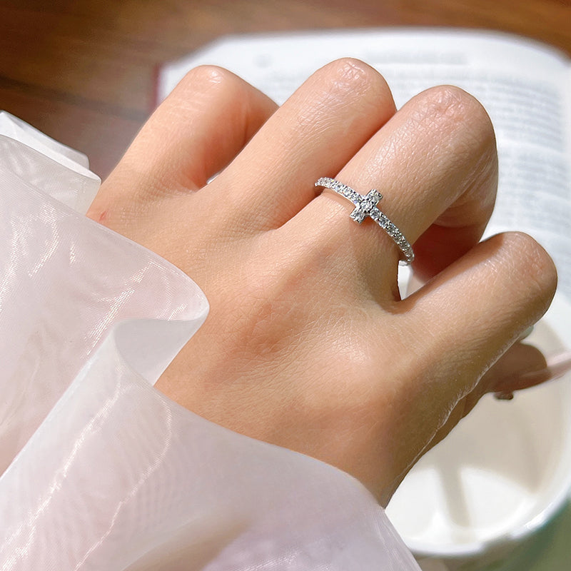 Simple Cross Design Sterling Silver Wedding Band Shine of Diamond