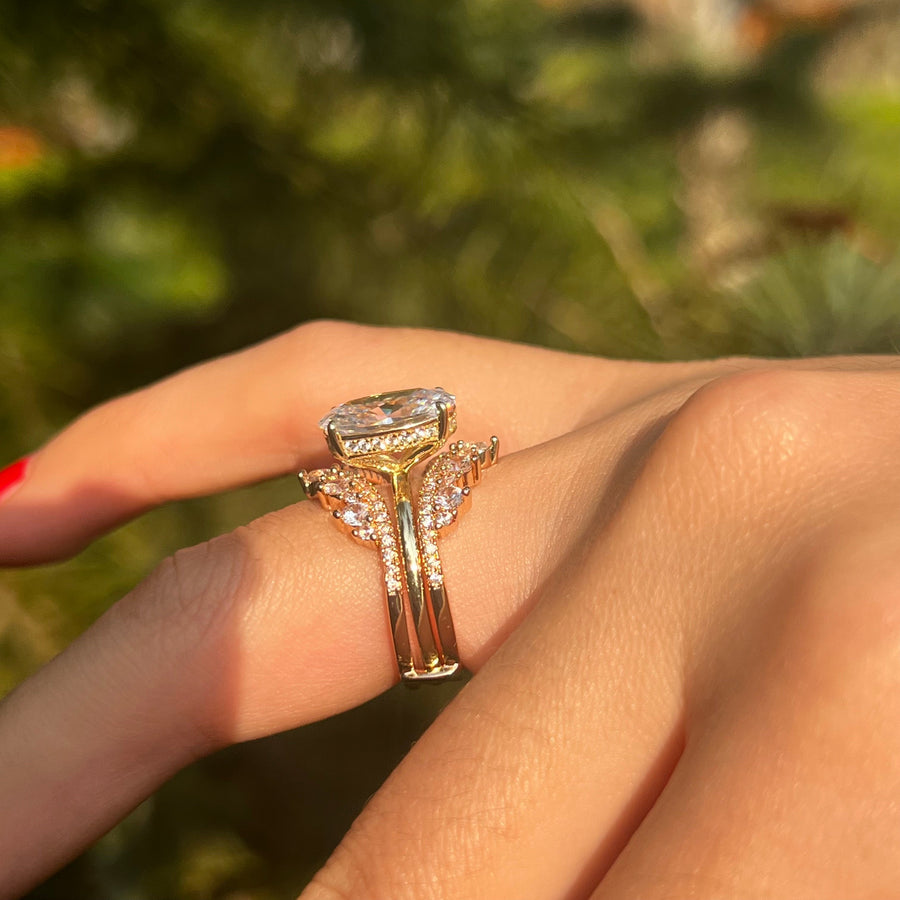 2 Pcs Hidden Halo Oval Cut Insert Bridal Set For Women Shine of Diamond