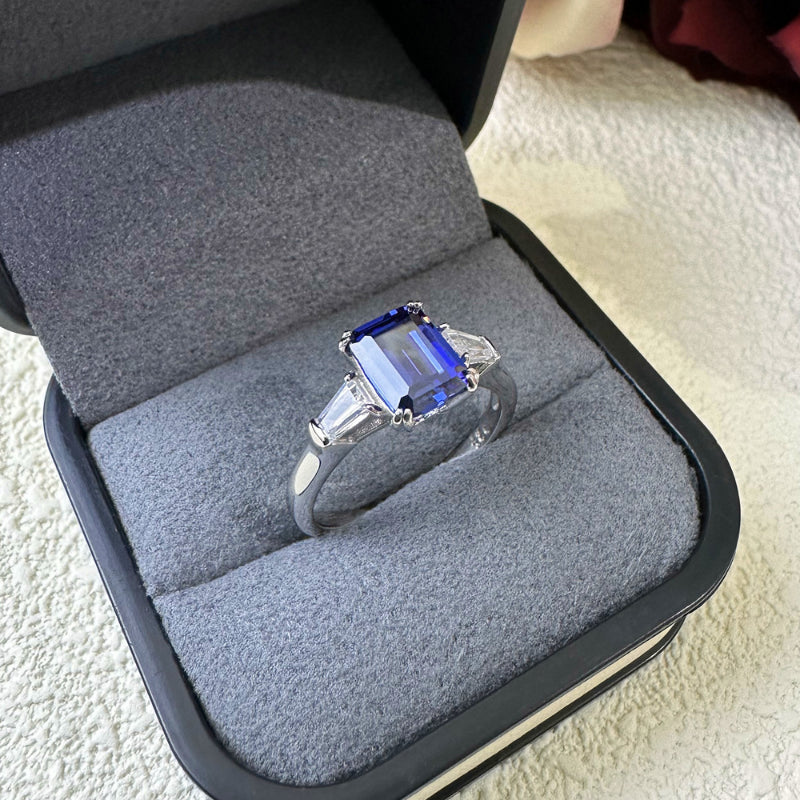 Unique Three Stone 2.5ct Tanzanite Blue Ring Shine of Diamond