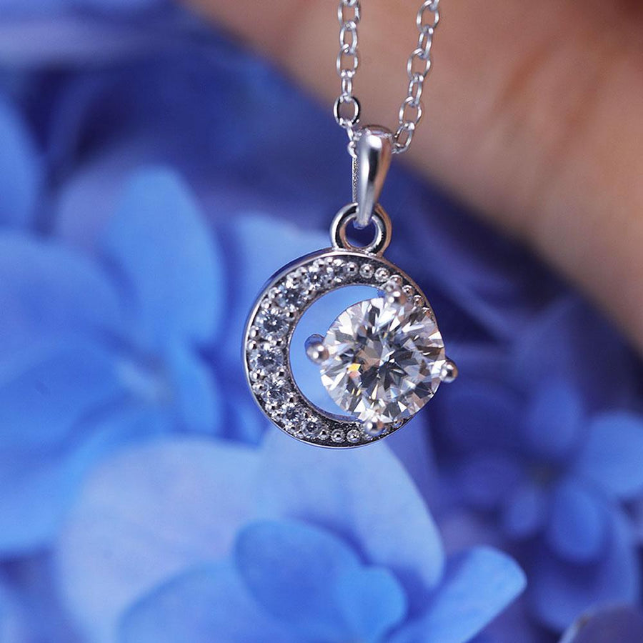 Unique Design Star Moon Moissanite Necklace Shine of Diamond