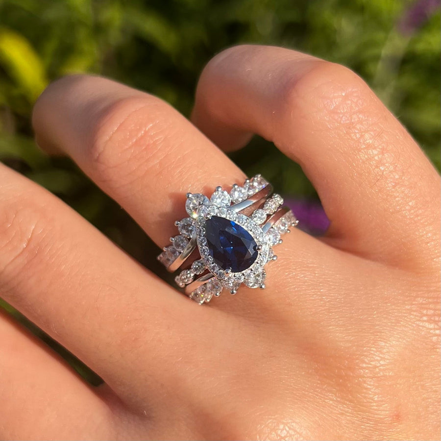 Retro 2 Pcs Blue Pear Cut Halo Design With Insert Band Bridal Set Shine of Diamond