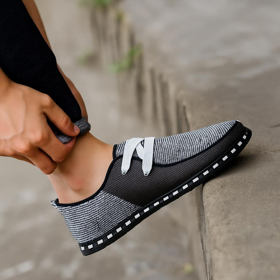Leather Low-Top - Sneakers