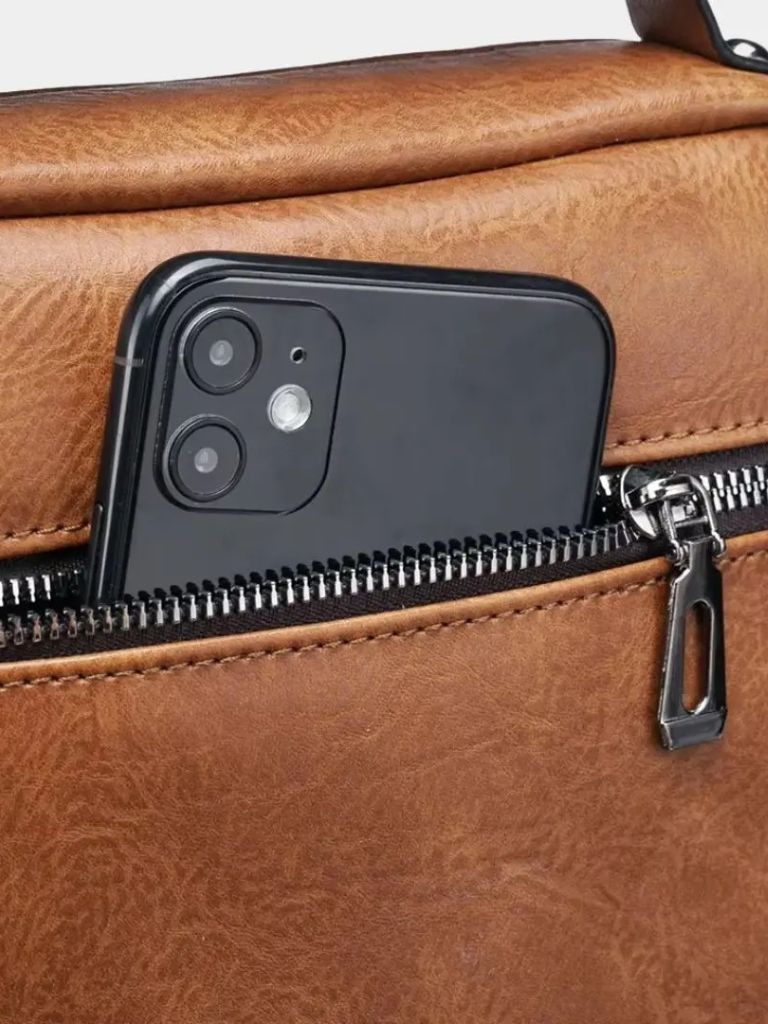 Leather Casa Body Bag - CAAYWORLD CAAYWORLD