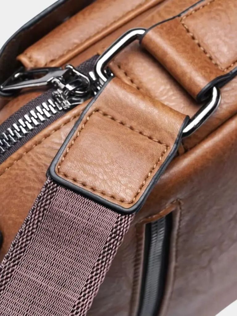 Leather Casa Body Bag - CAAYWORLD CAAYWORLD
