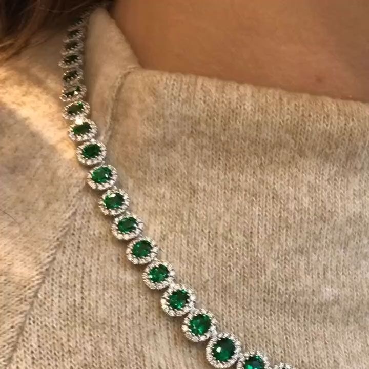 Vintage Emerald Green Halo Oval Cut Necklace Shineofdiamond