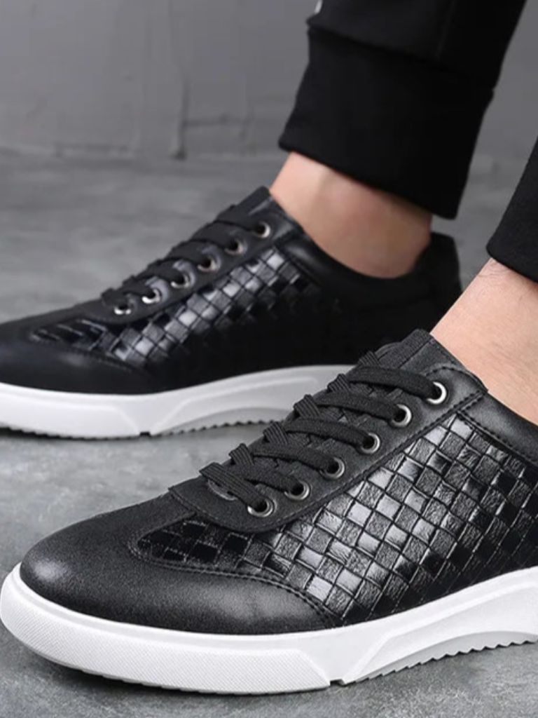 Noir Artisan Shoes - CAAYWORLD CAAYWORLD