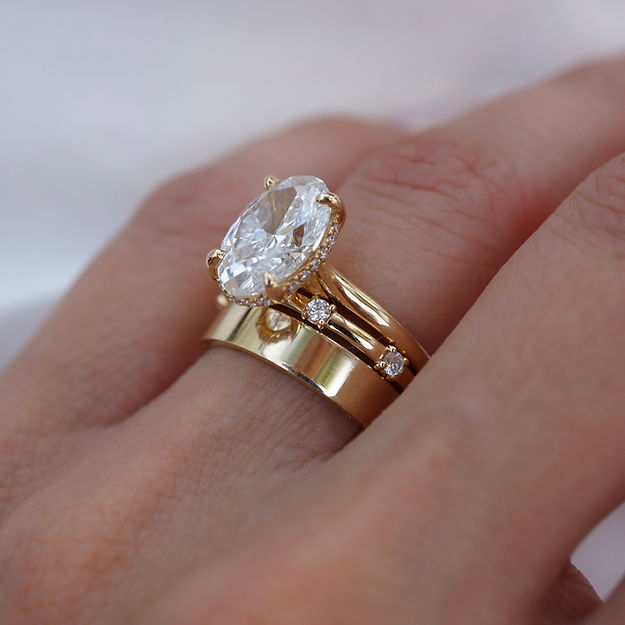 3PCS Oval Cut with Plain Band and Distance Band Bridal Set Rings shineofdiamond