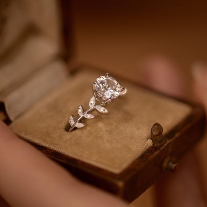 Leaf Design Round Cut Engagement Ring in Sterling Silver shineofdiamond