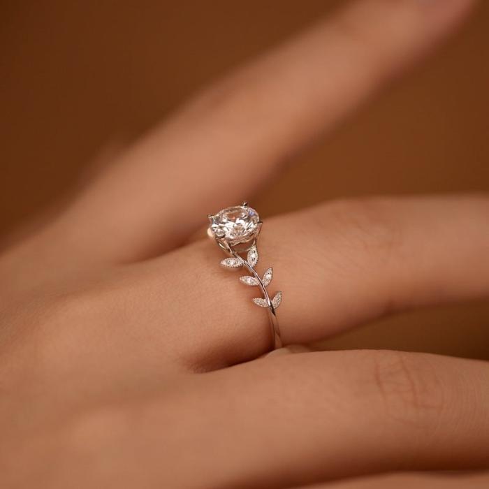 Leaf Design Round Cut Engagement Ring in Sterling Silver shineofdiamond