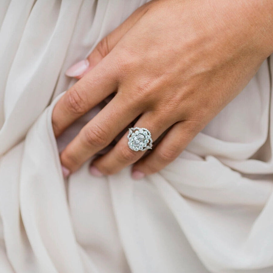 4.0 CT Oval Cut Halo Beautiful Engagement Wedding Ring In 925 Silver Shineofidamond