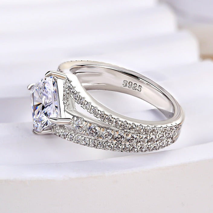 Sparkling Princess Cut Engagement Ring In Sterling Silver Shineofidamond
