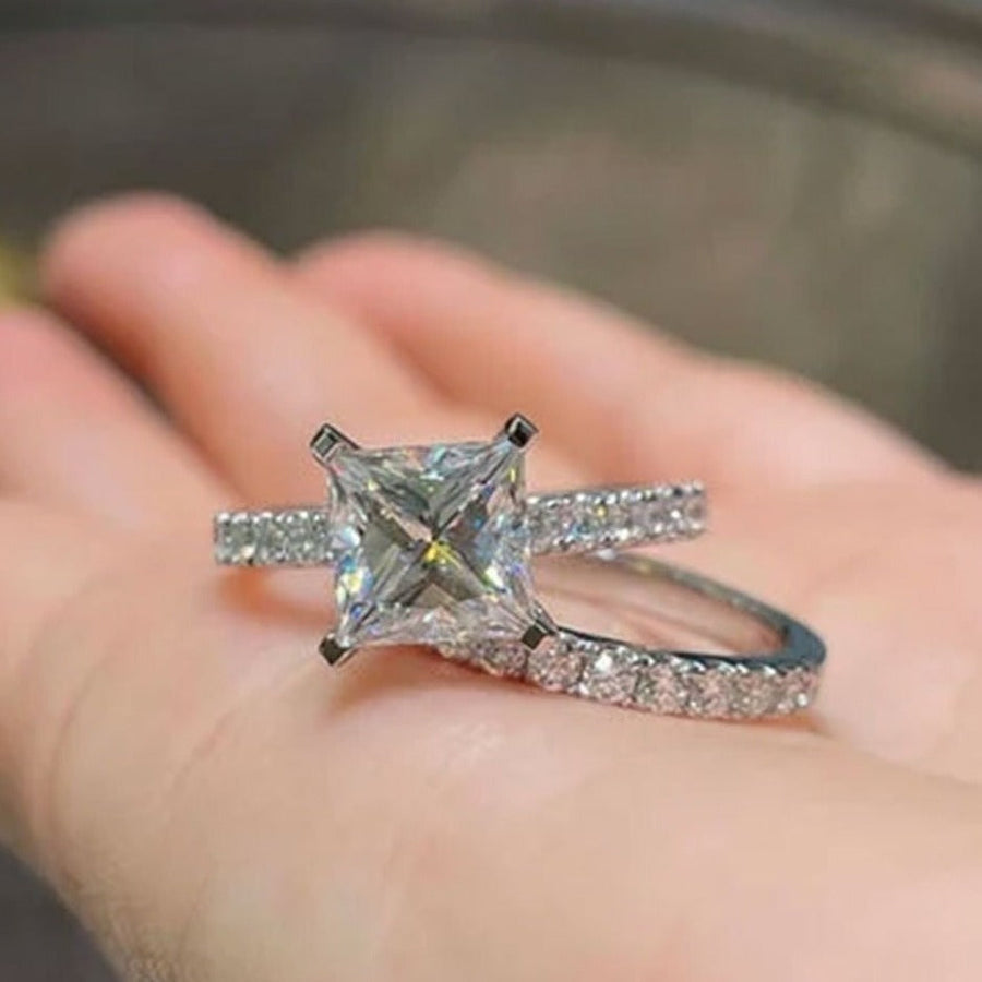 2pcs Solitaire Princess Cut Bridal Ring Set in Sterling Silver shine of diamond