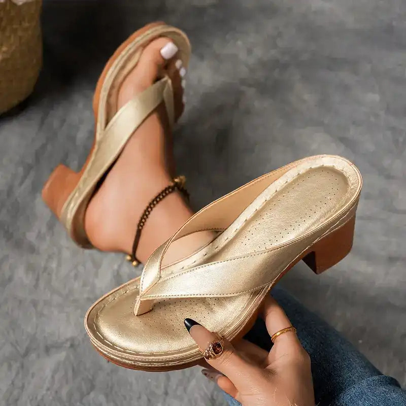 Maeve™ | Elegant Relaxed Block Heel Sandals