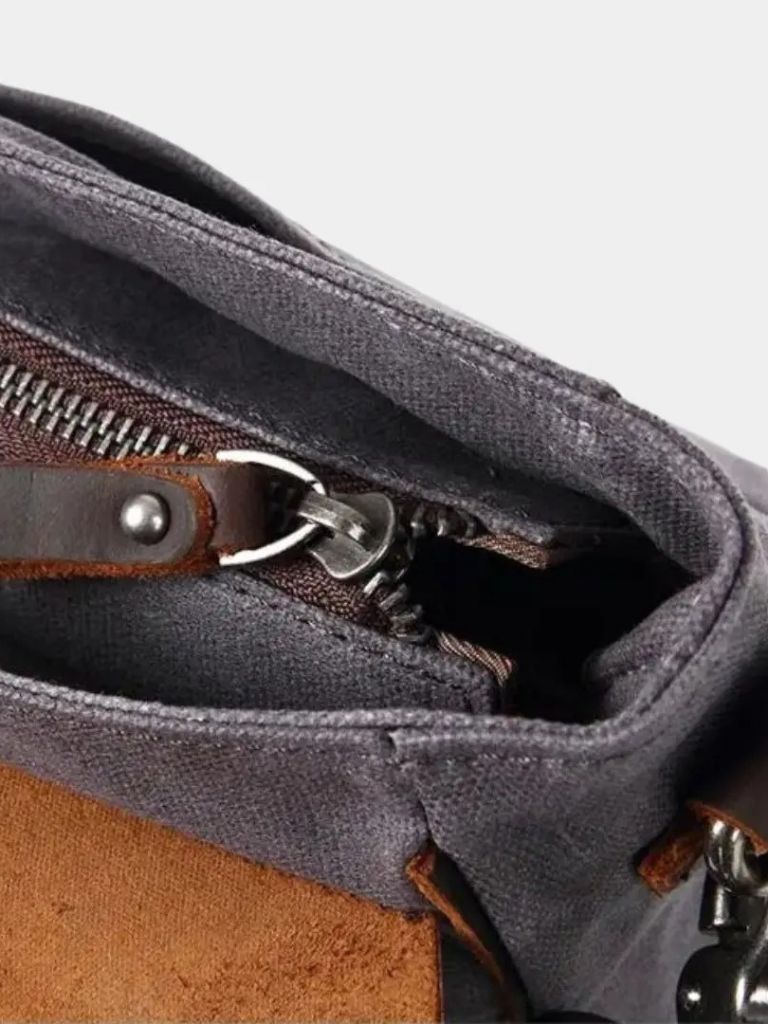 Windsor Messenger Shoulder Bag - CAAYWORLD CAAYWORLD