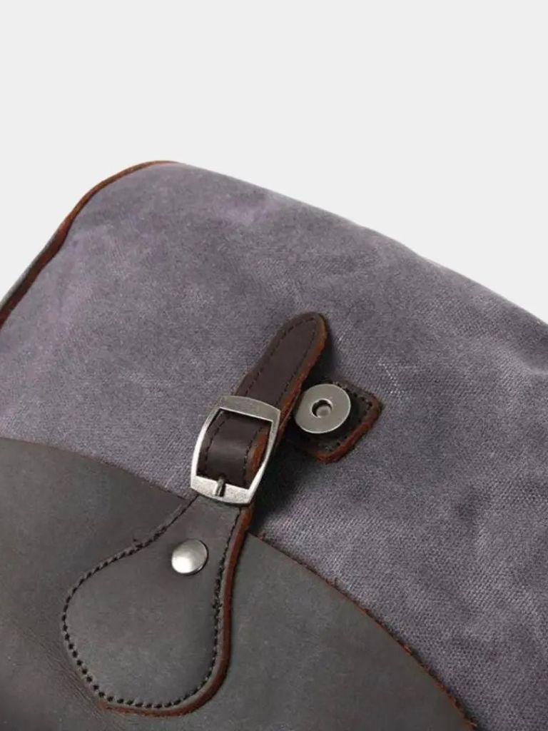 Windsor Messenger Shoulder Bag - CAAYWORLD CAAYWORLD